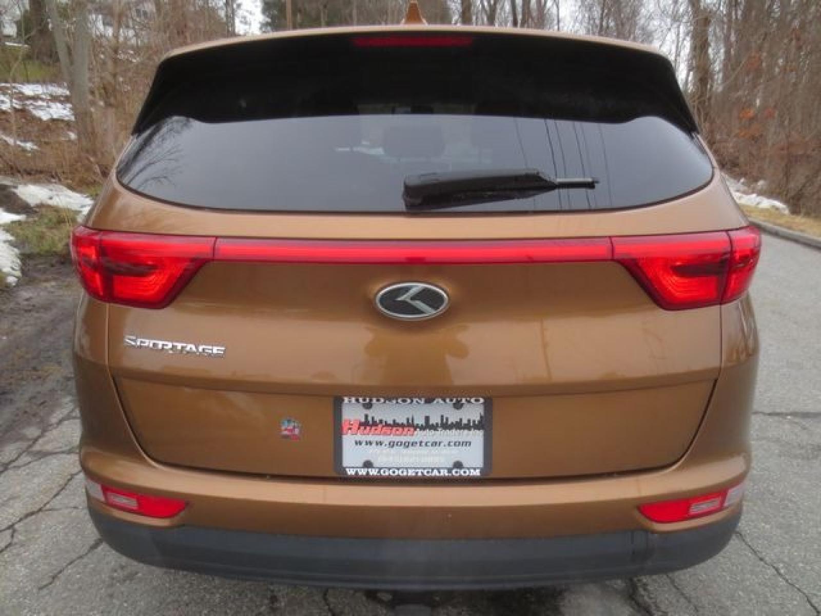 2017 Tan /Black Kia Sportage LX AWD (KNDPMCAC4H7) with an 2.4L V6 DOHC 24V engine, 6A transmission, located at 270 US Route 6, Mahopac, NY, 10541, (845) 621-0895, 41.349022, -73.755280 - Photo #5